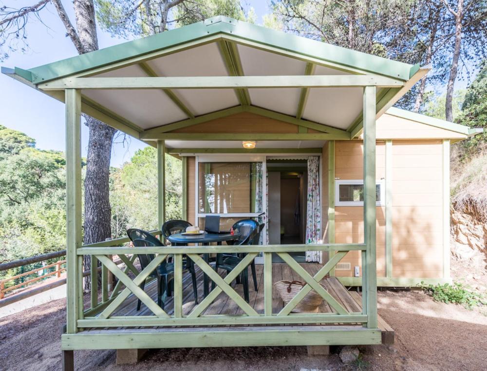 Camping Sunissim Cala Llevado 4* by Locatour Hotel Tossa de Mar Esterno foto