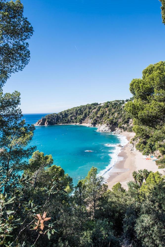 Camping Sunissim Cala Llevado 4* by Locatour Hotel Tossa de Mar Esterno foto